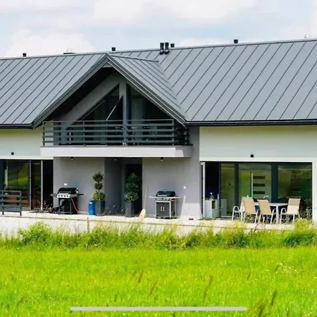 Pod Lasem 66 Semesterbostad